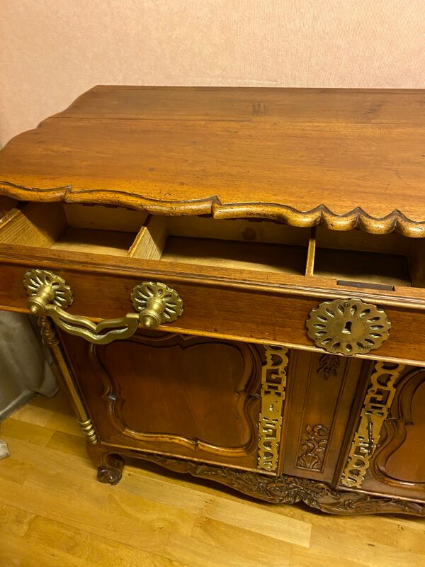 Buffet provençale en noyer XVIII siècle