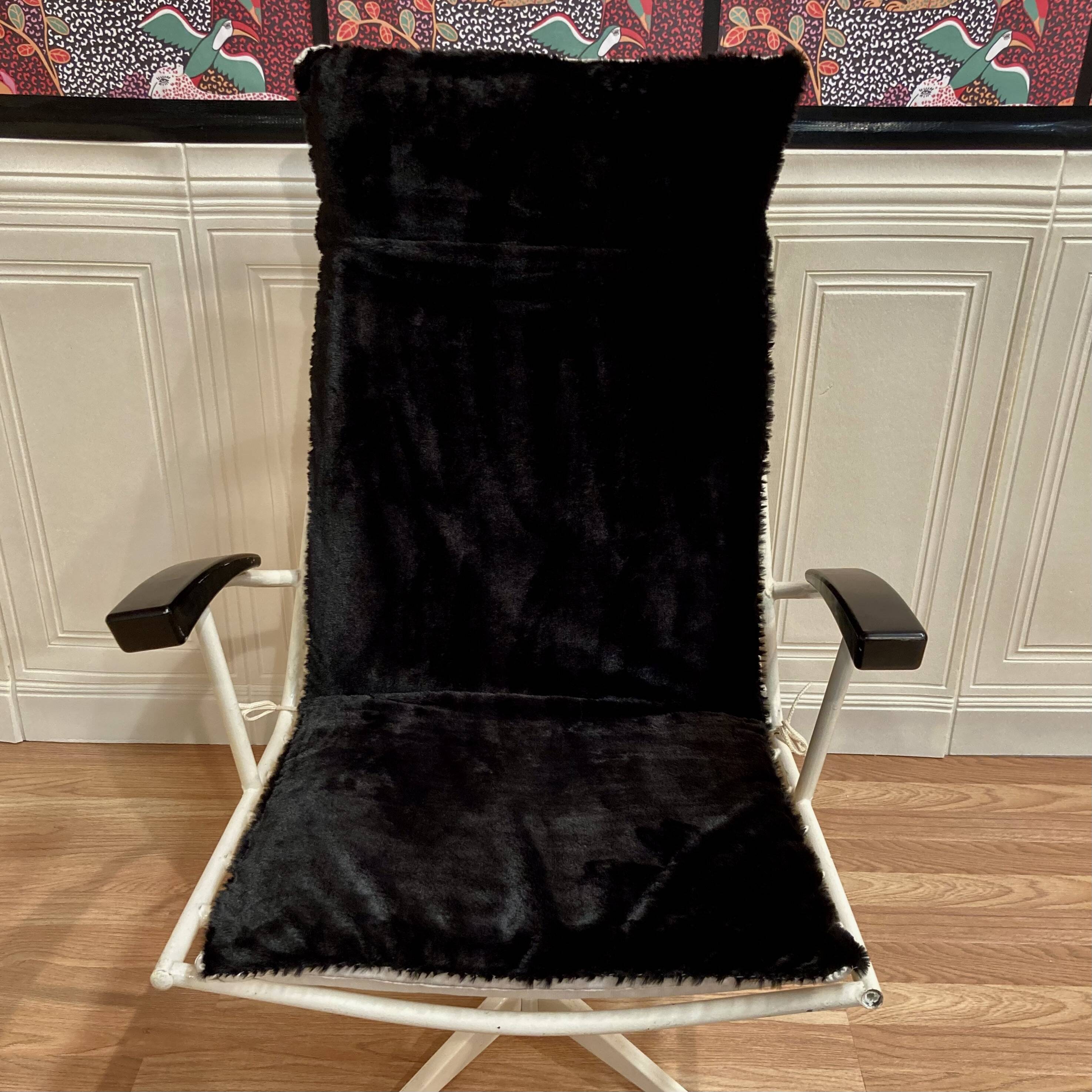 Duo de fauteuils métal et Bakélite design 1960.