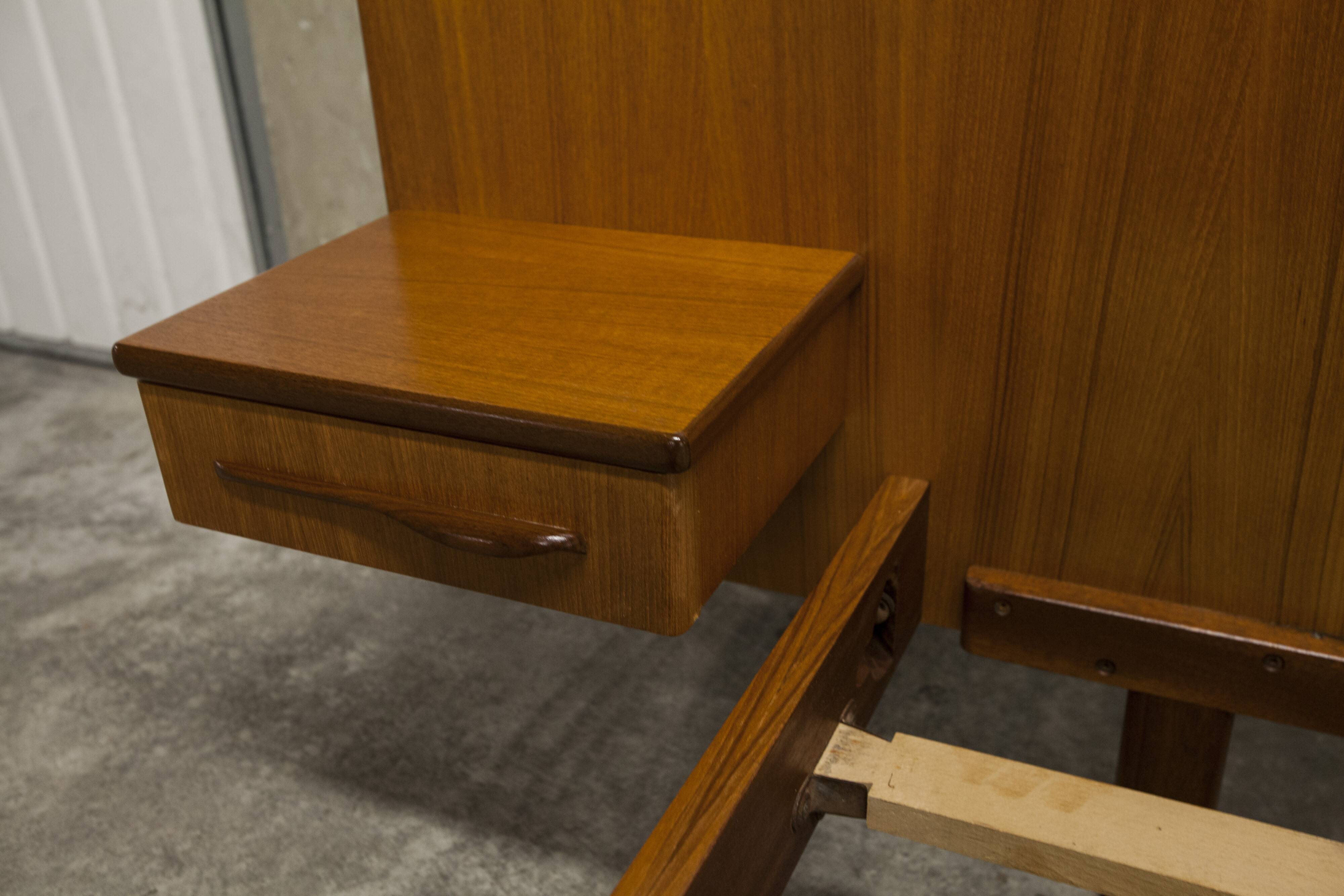 Scandinavian bed 1960 teak