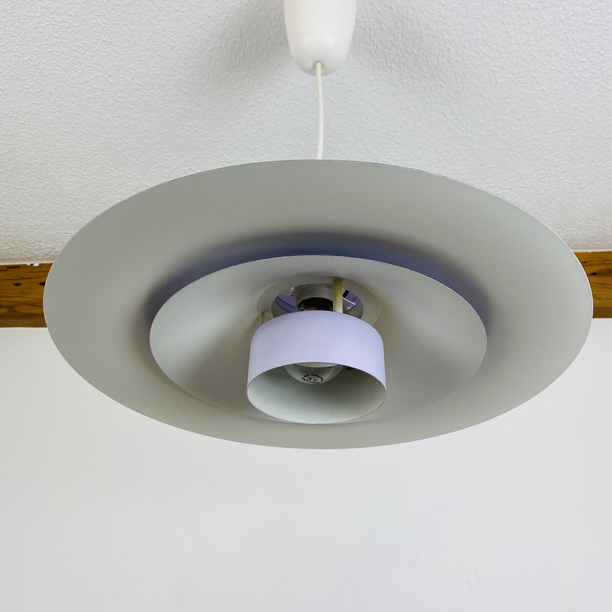 Scandinavian suspension lamp Horn 755 from the 1960s space age in mauve.