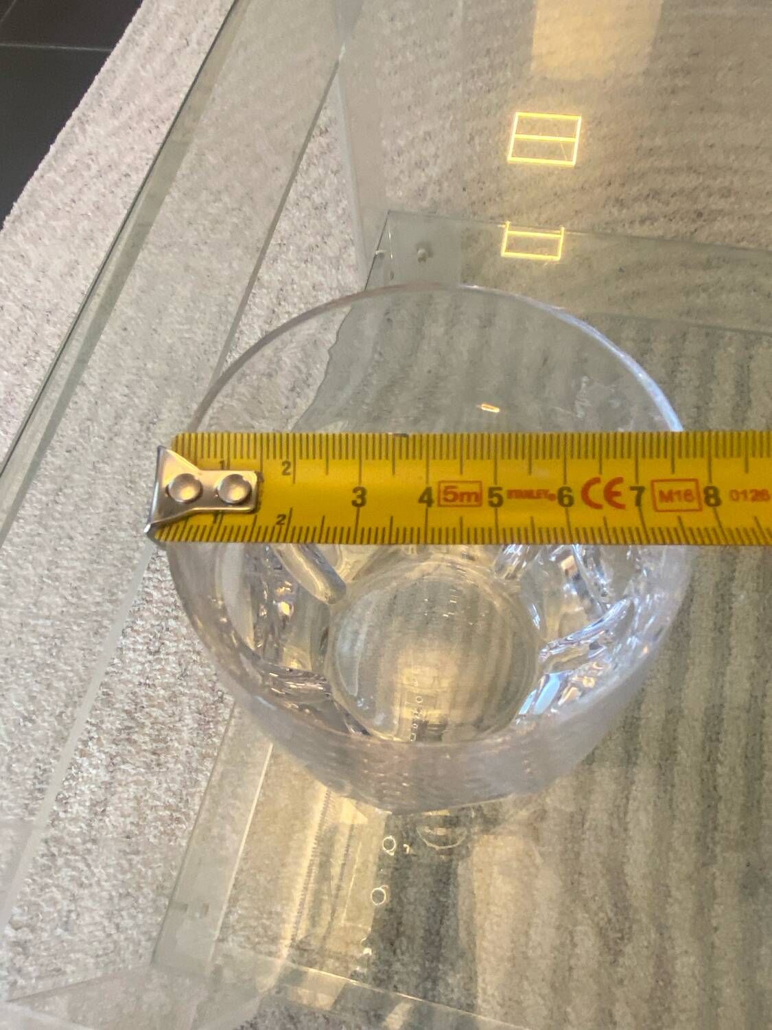Daum France crystal glass in excellent condition