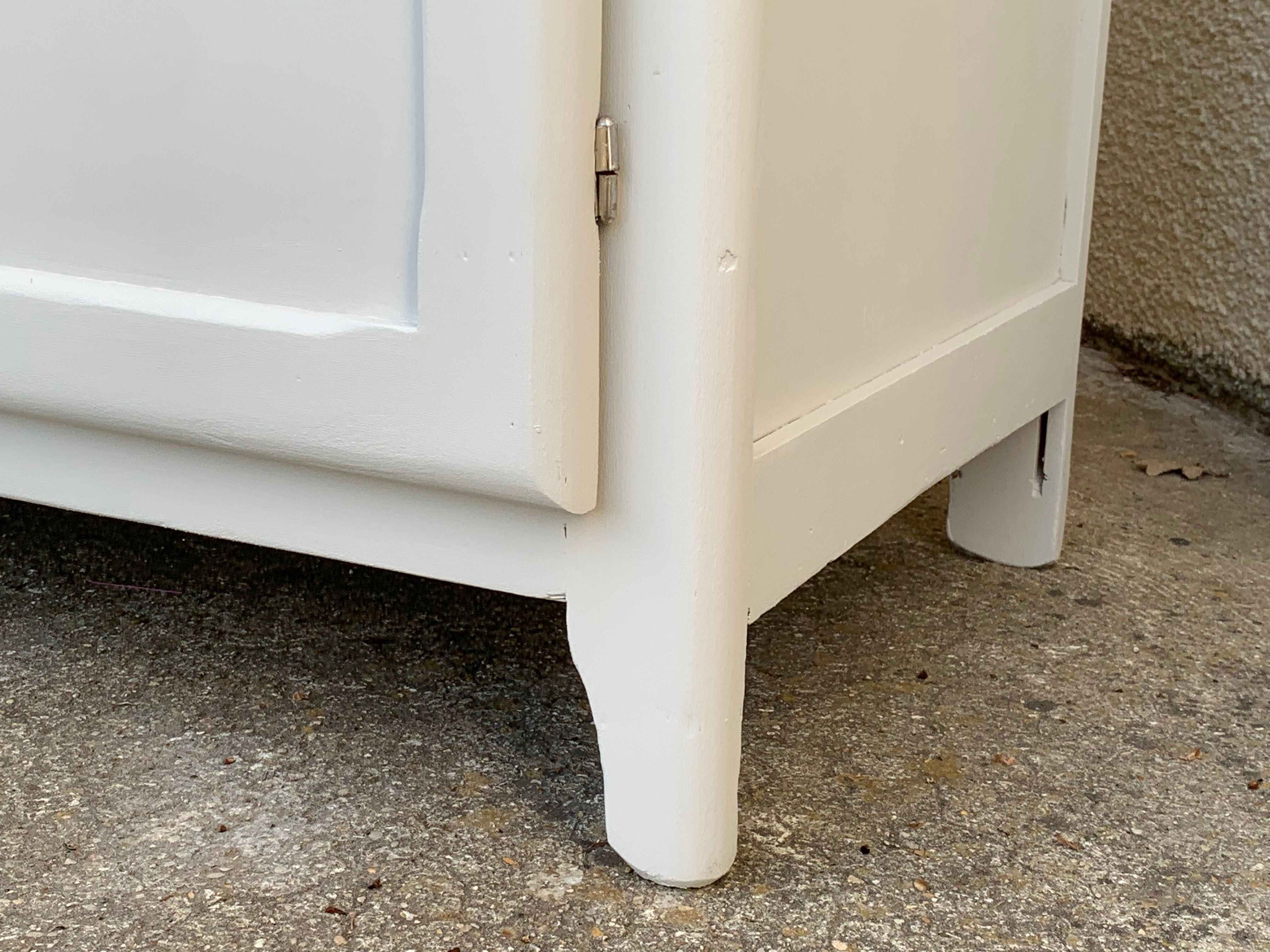 Asymmetrical Parisian wardrobe 1940