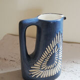 Former ceramic carafe signed Fred & Andrée Stocker