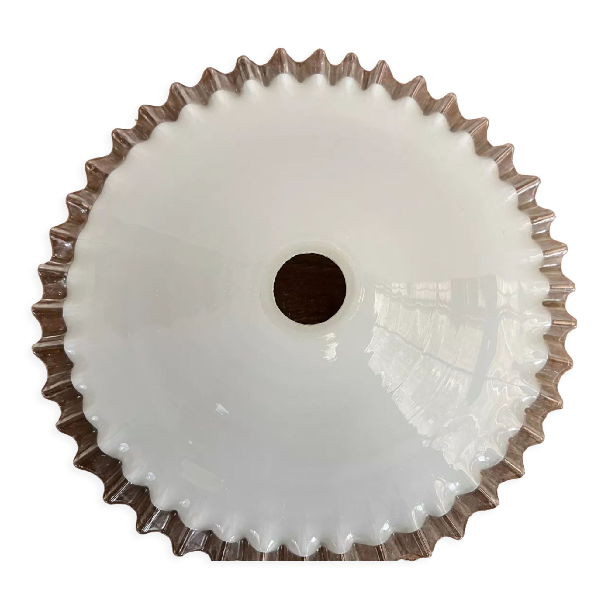 Opaline white vintage suspension