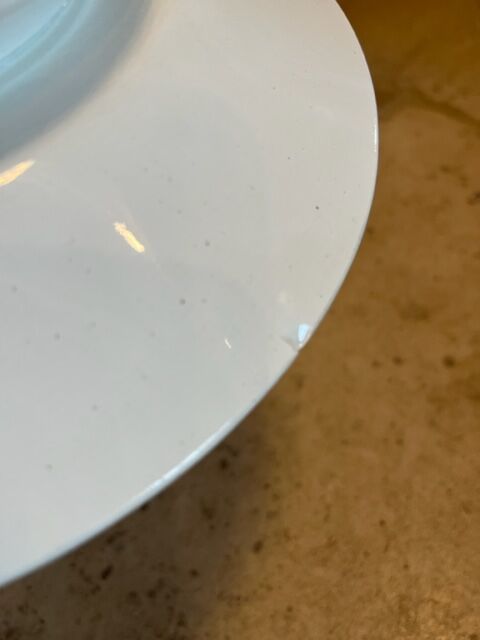 Porcelain serving dish