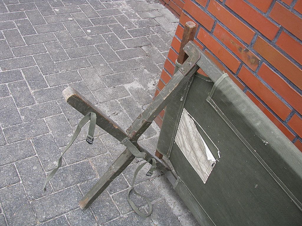 Us army military folding bed, 1950s