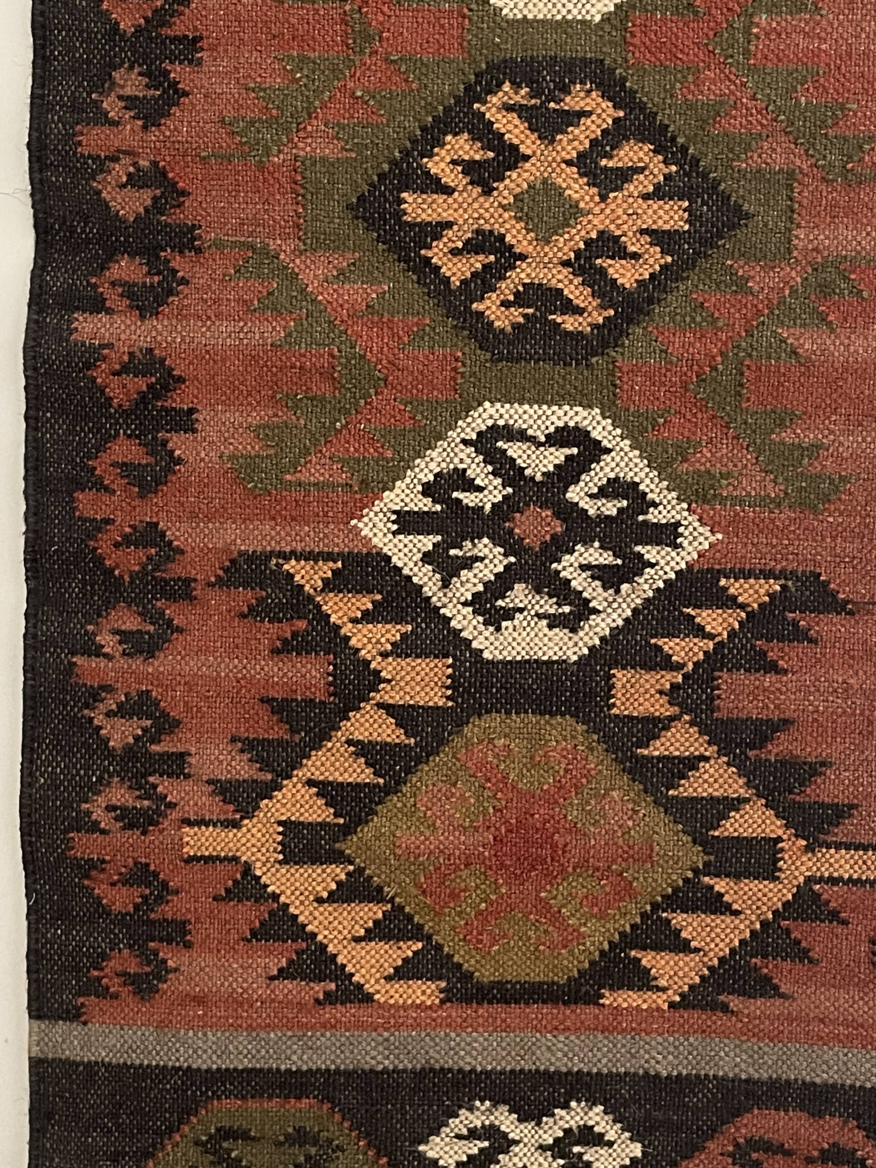 Jute and wool handwoven kilim runner