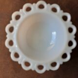Cut on opaline stand