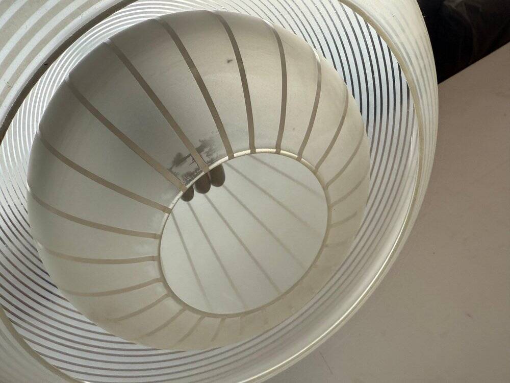 Suspension en verre du milieu du siècle attribuée à Wilhelm Wagenfeld, Munich, Allemagne, années 1950