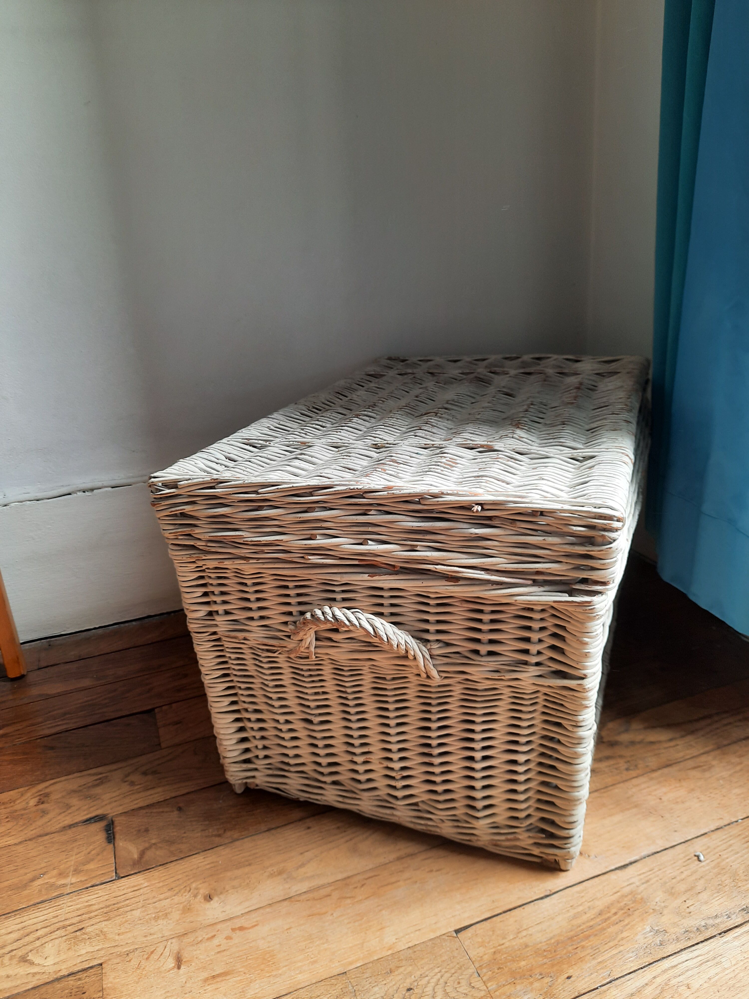 Vintage wicker box