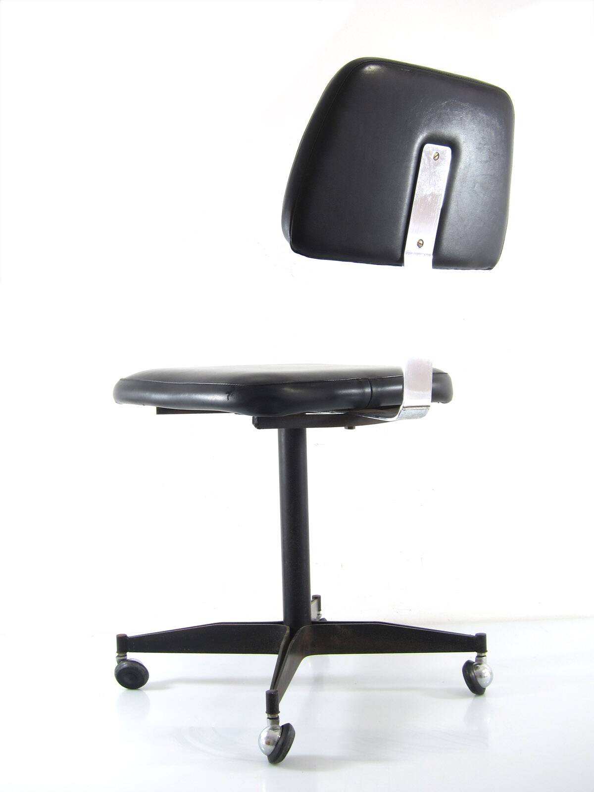 Chaise de bureau de style Tecno, Italie années 60