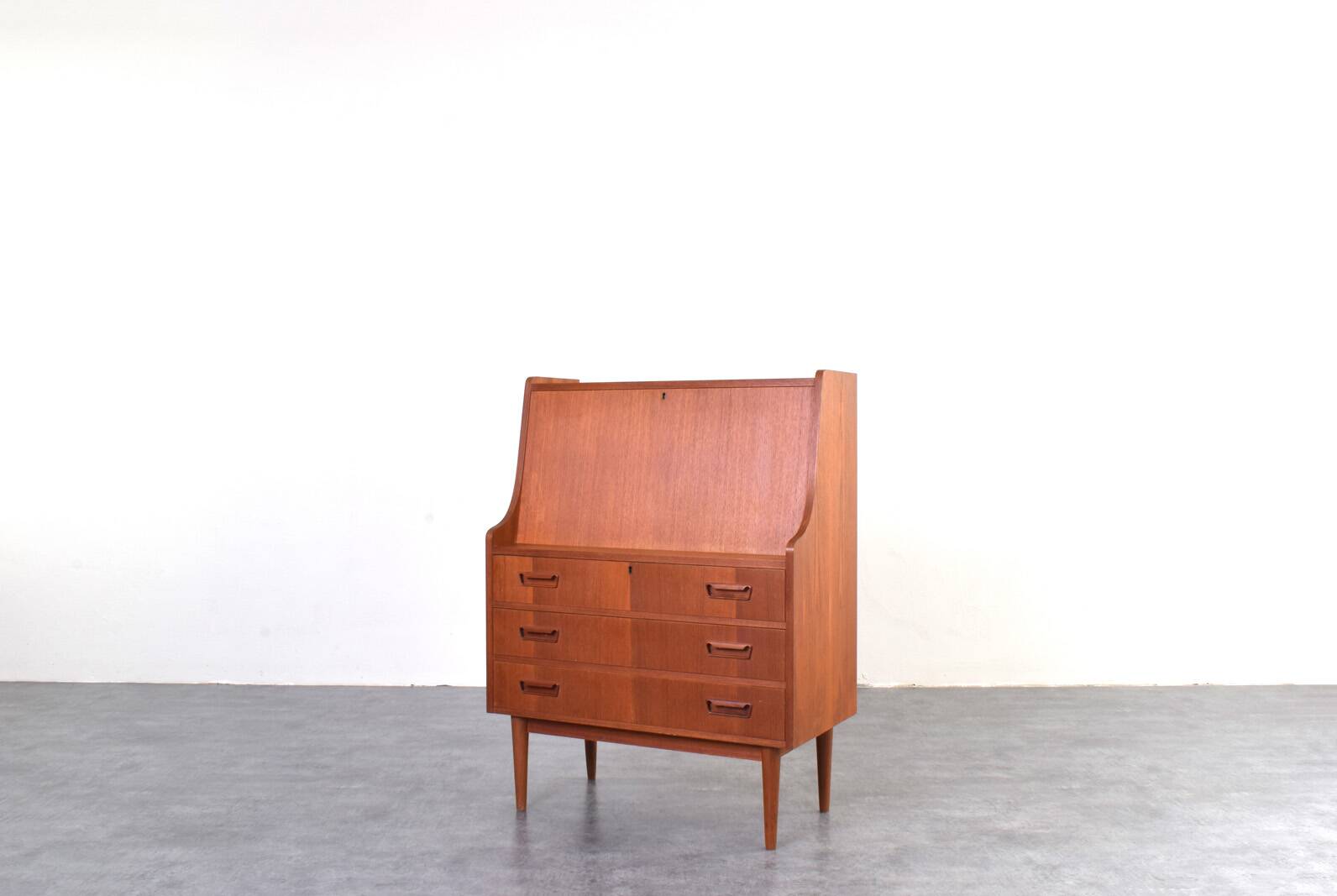 Secrétaire en teck danois du milieu du siècle par Gunnar Nielsen pour Tibergaard, années 1960.
