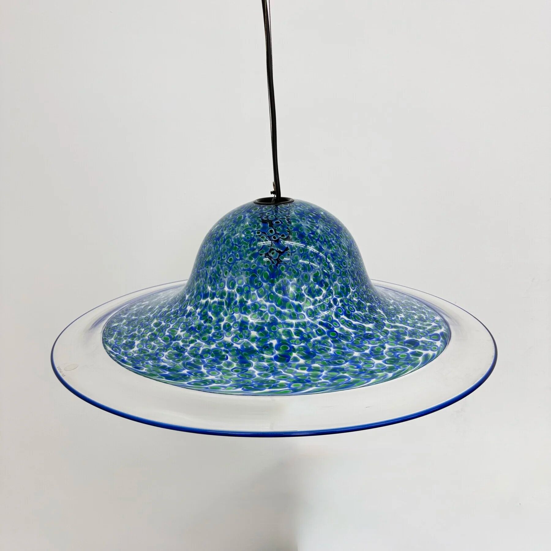 Suspension en verre de Murano bleu Neverrino par Gae Aulenti pour Vistosi Italie, années 1970.