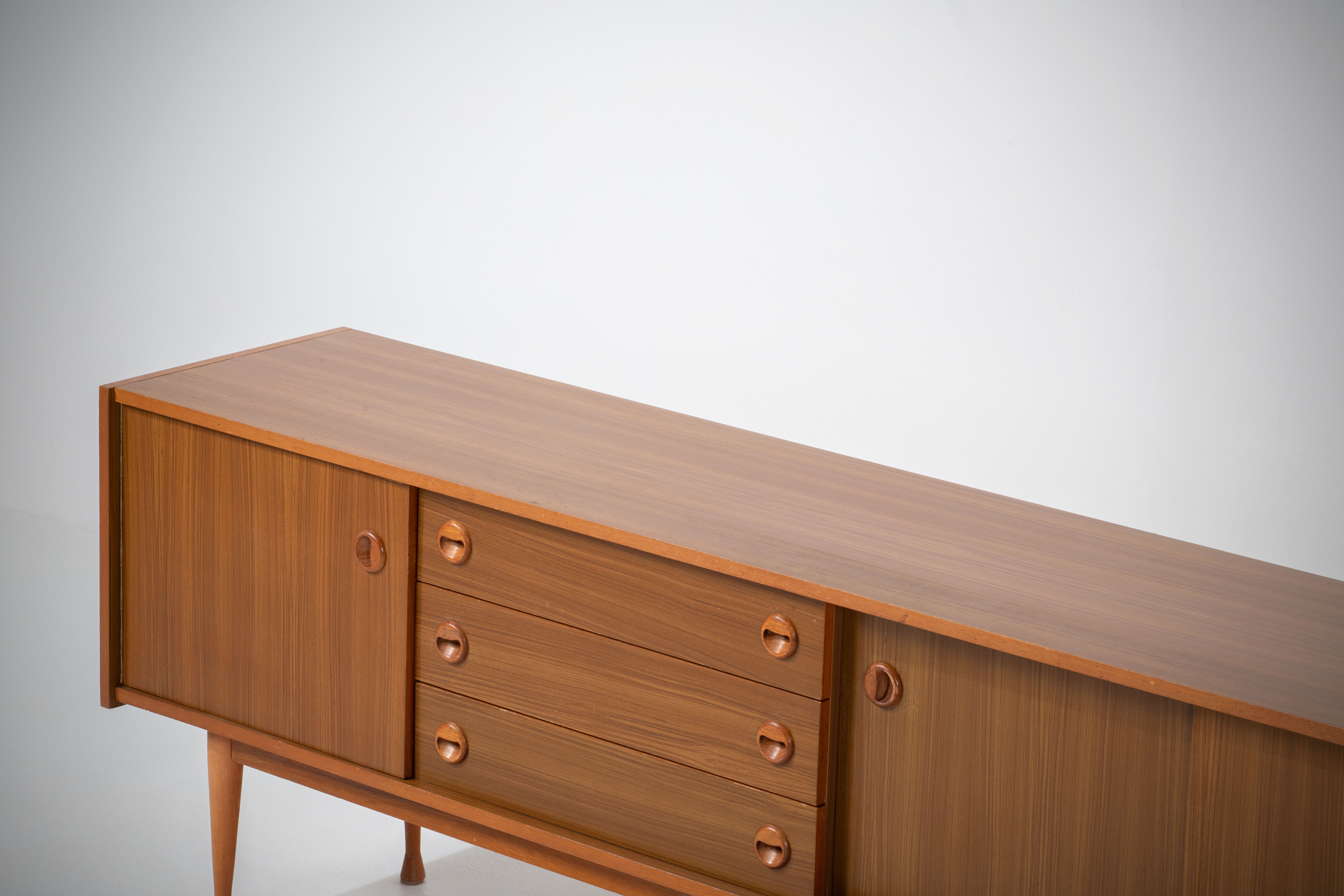Enfilade scandinave 1960