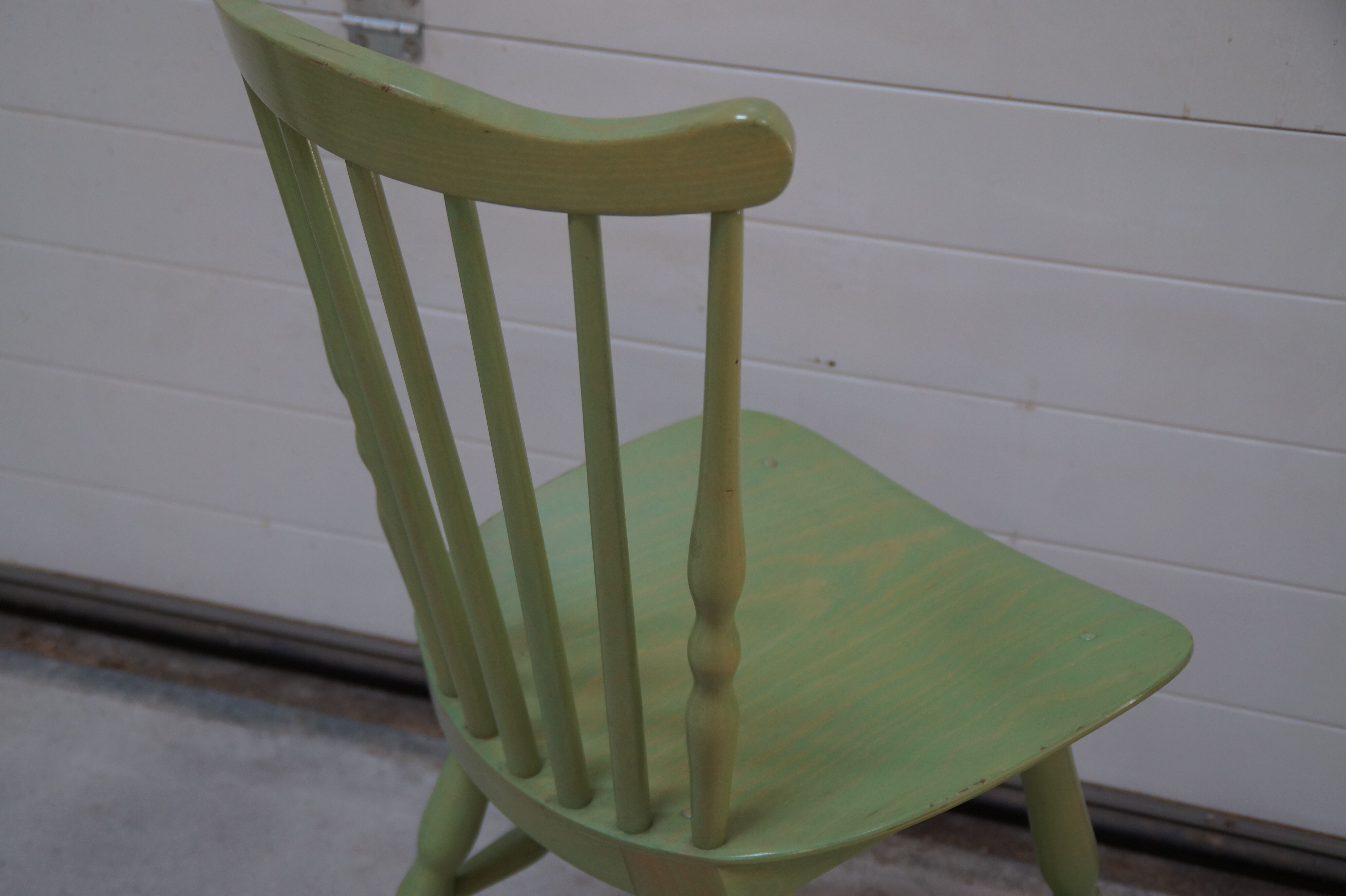 4 chairs baumann green