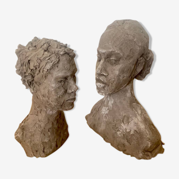 Pair of ceramic busts of women sculptures