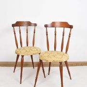 Pair of chairs in turned wood and fabric, vintage, dating from 1960.