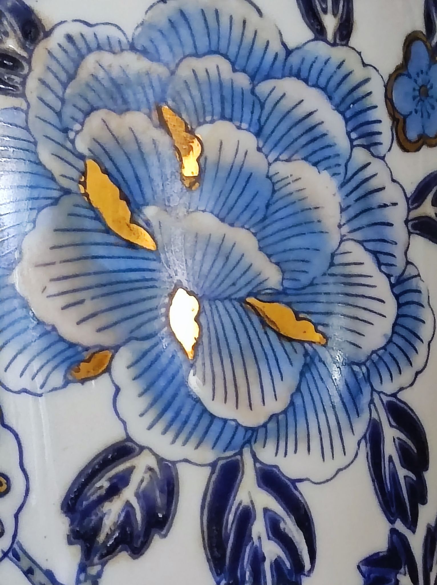 Asian vase
