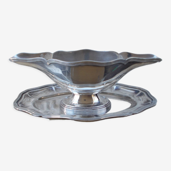 Gravy boat in quality silver plated metal