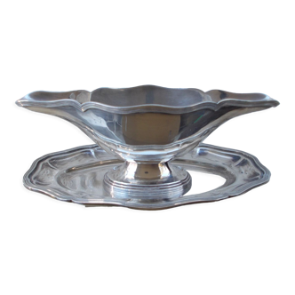 Gravy boat in quality silver plated metal