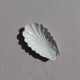 White ceramic dish, shell shape