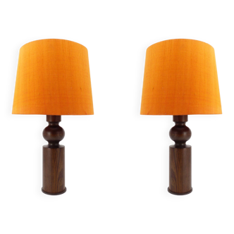 Pair of Scandinavian pine table lamps by Uno Kristiansson for Luxus