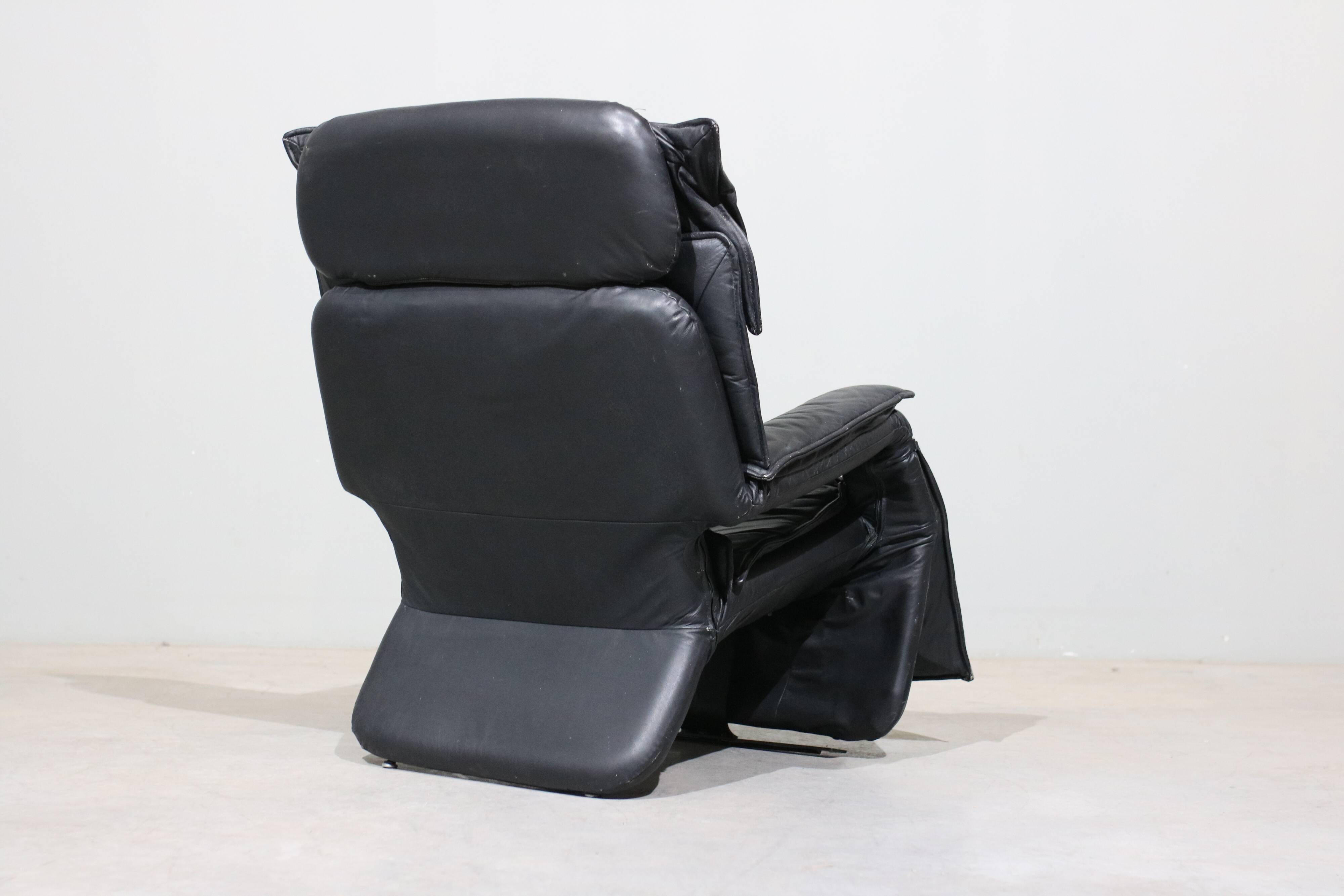 Brazilian Modern Reclining Chair “Pony” by Percival Lafer, 1980s