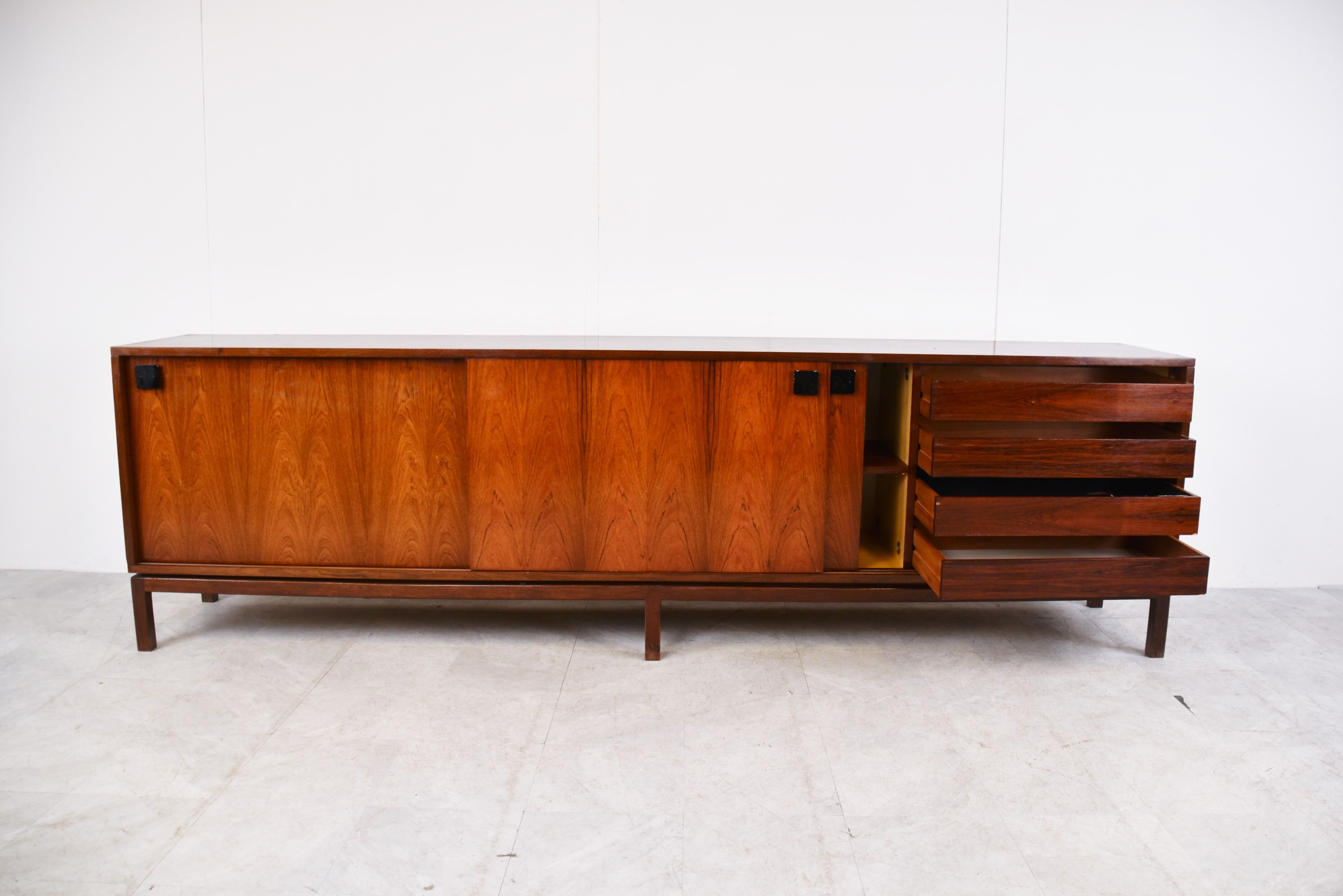 Enfilade modèle 440 d'Alfred Hendrickx pour Belform, années 1960