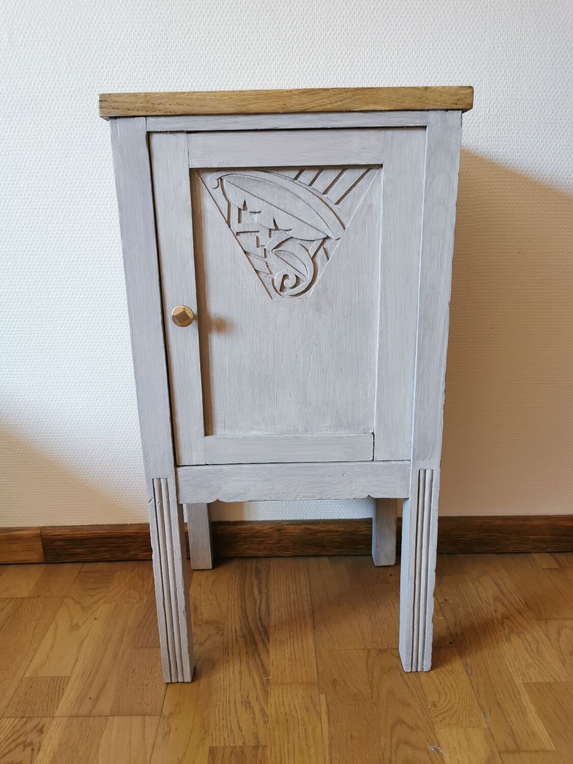 Chic country bedside