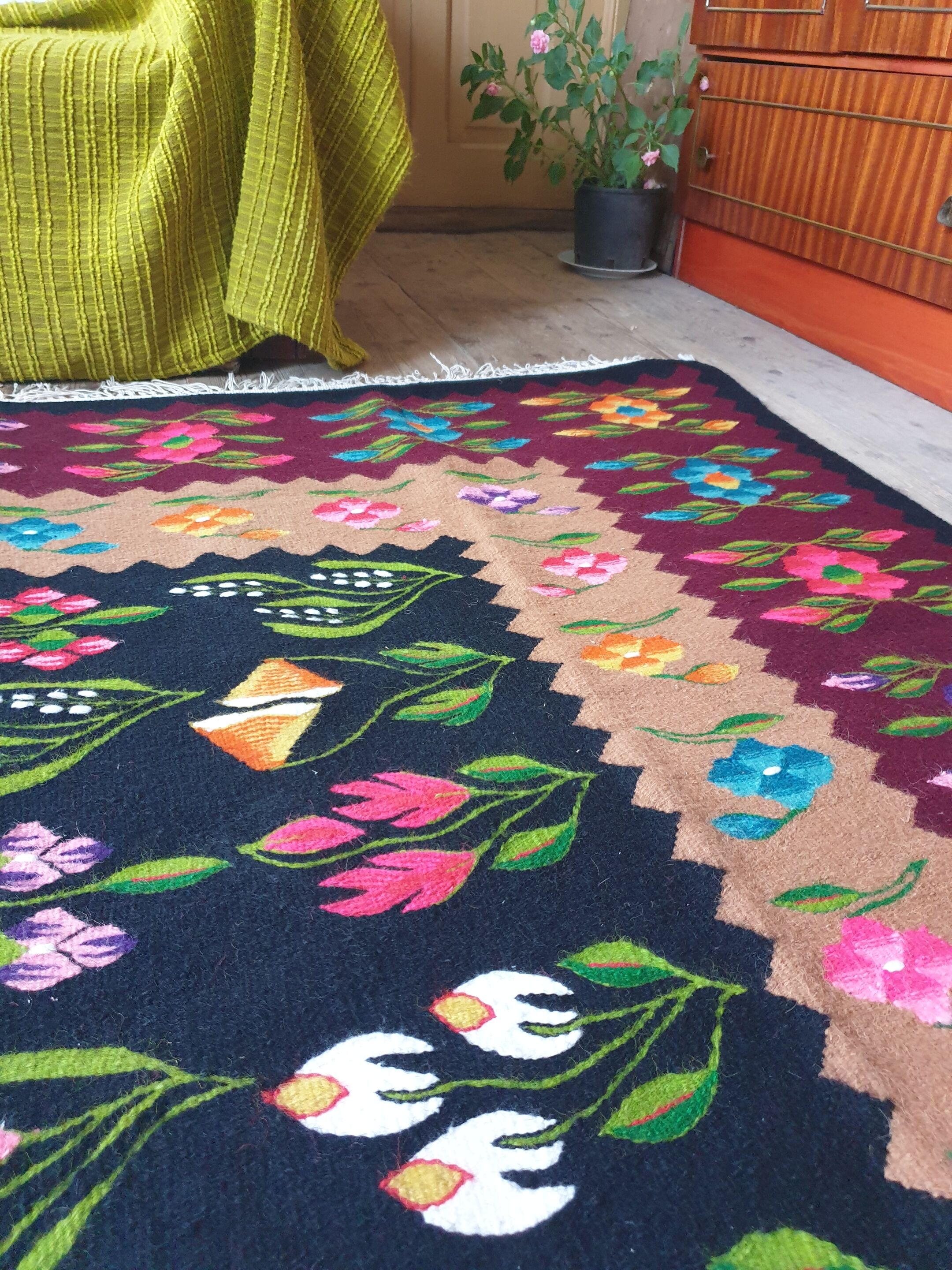 Tapis Oltenian floral, tissé à la main, Roumanie