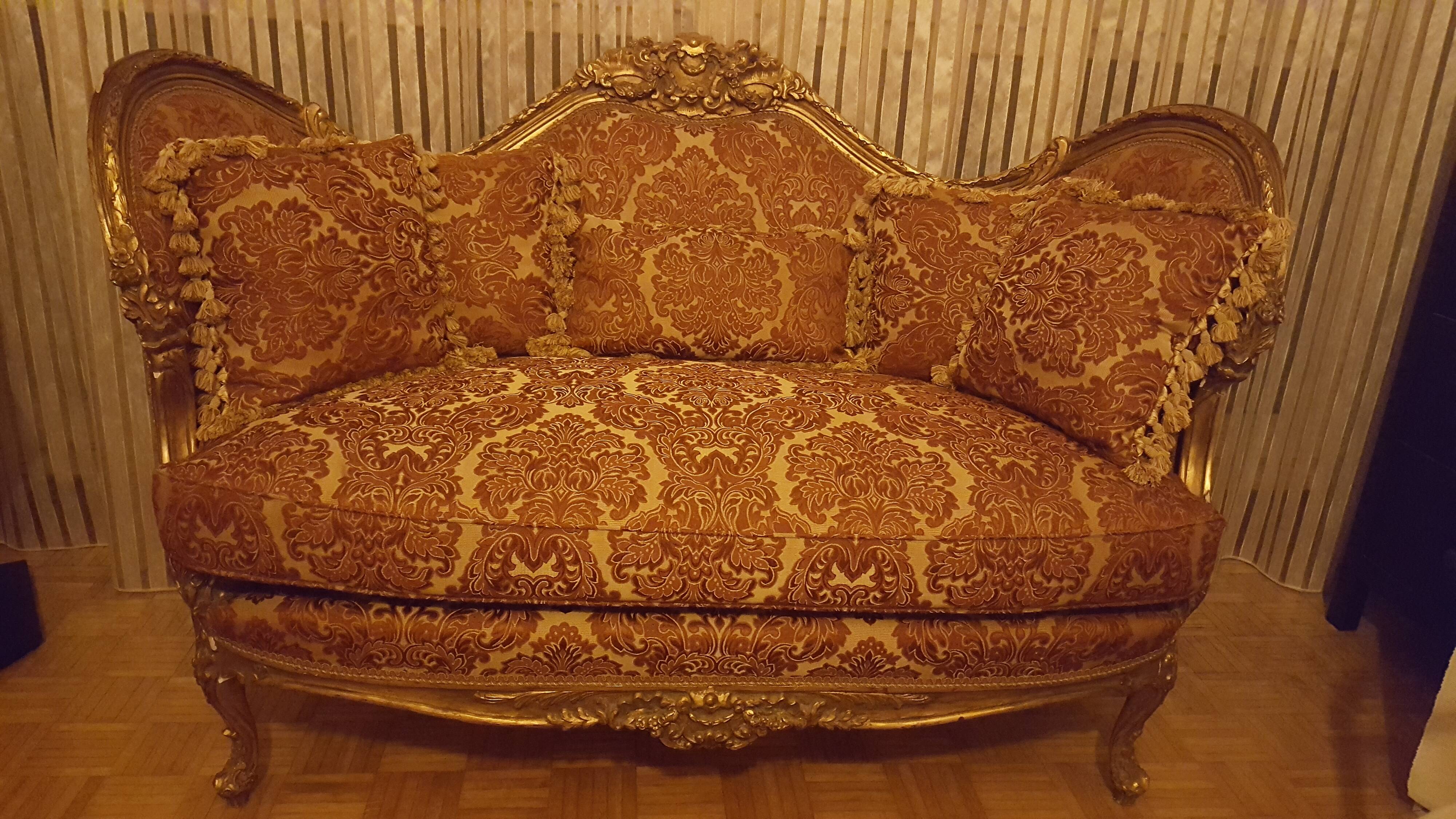 Louis XV style canapé