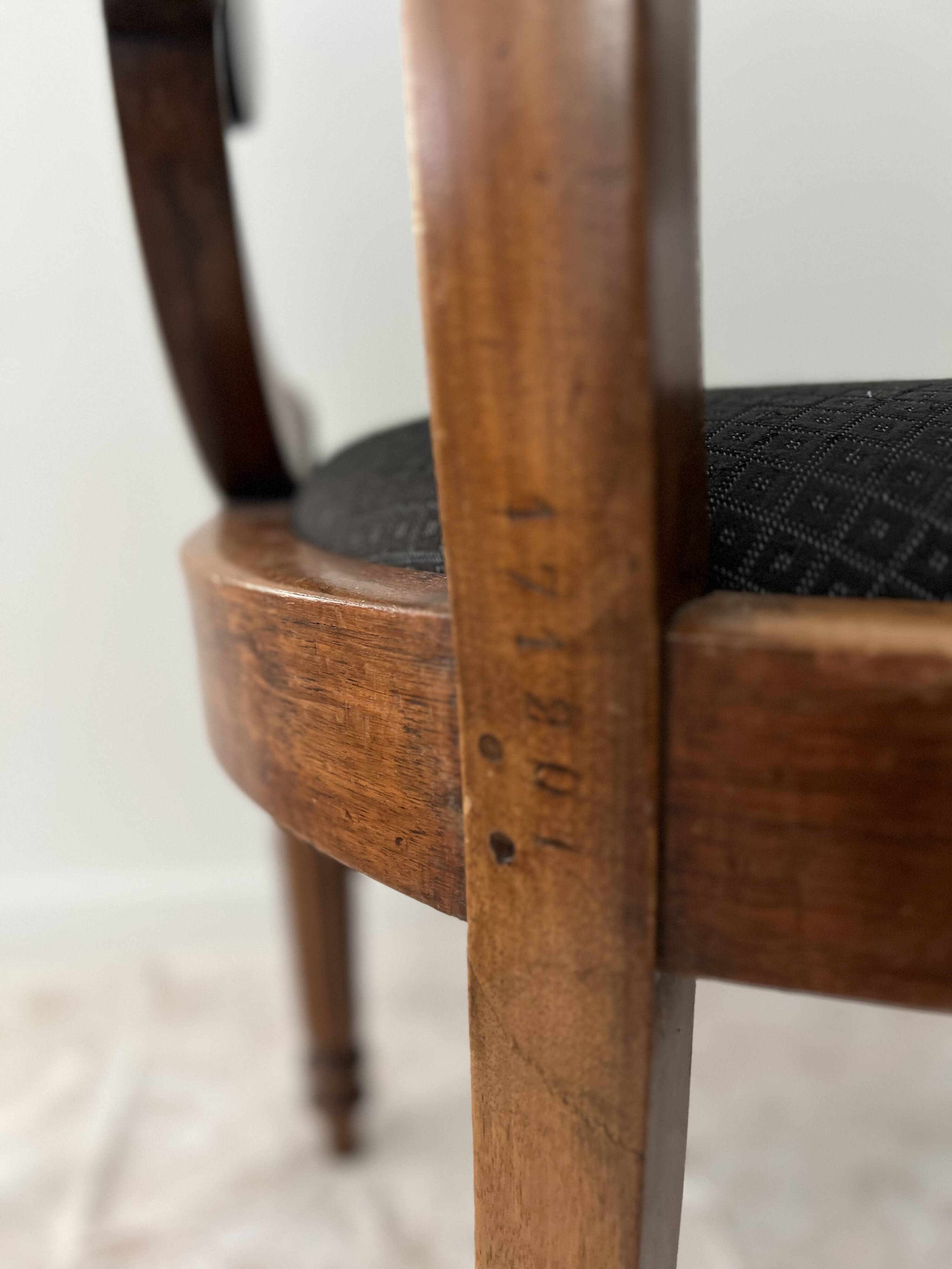 Restoration armchair in mahogany