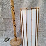 Lampadaire en rotin