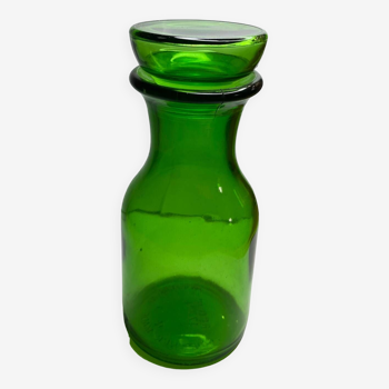 Lever apothecary type glass bottle