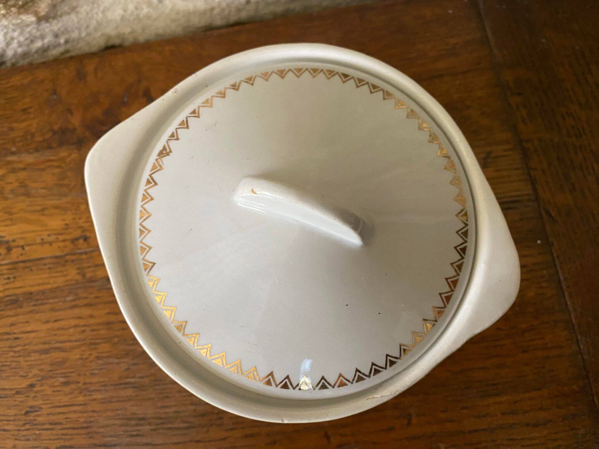 Sugar bowl or candy dish in white earthenware with yellow and gold frieze decoration