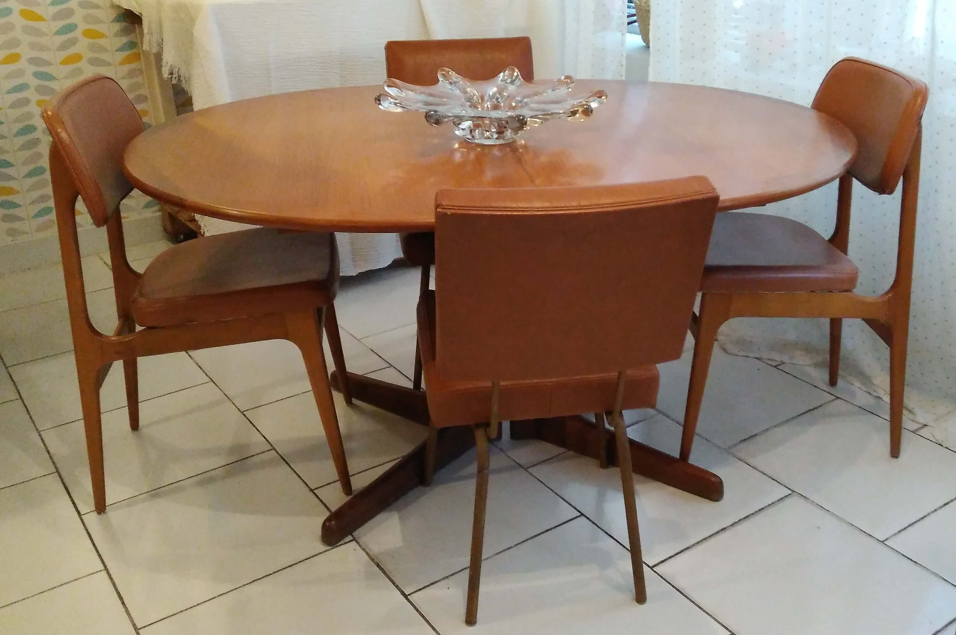 Vintage Scandinavian style dining