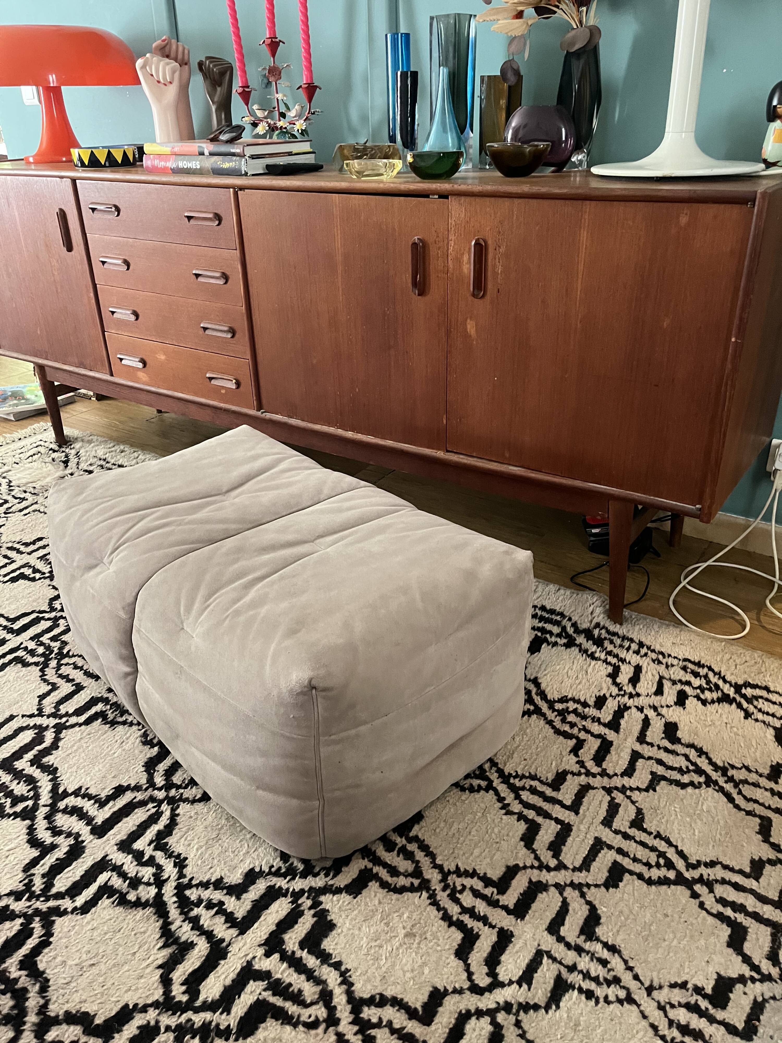 Vintage Ligne Roset pouf