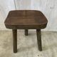 Tabouret de ferme tripode