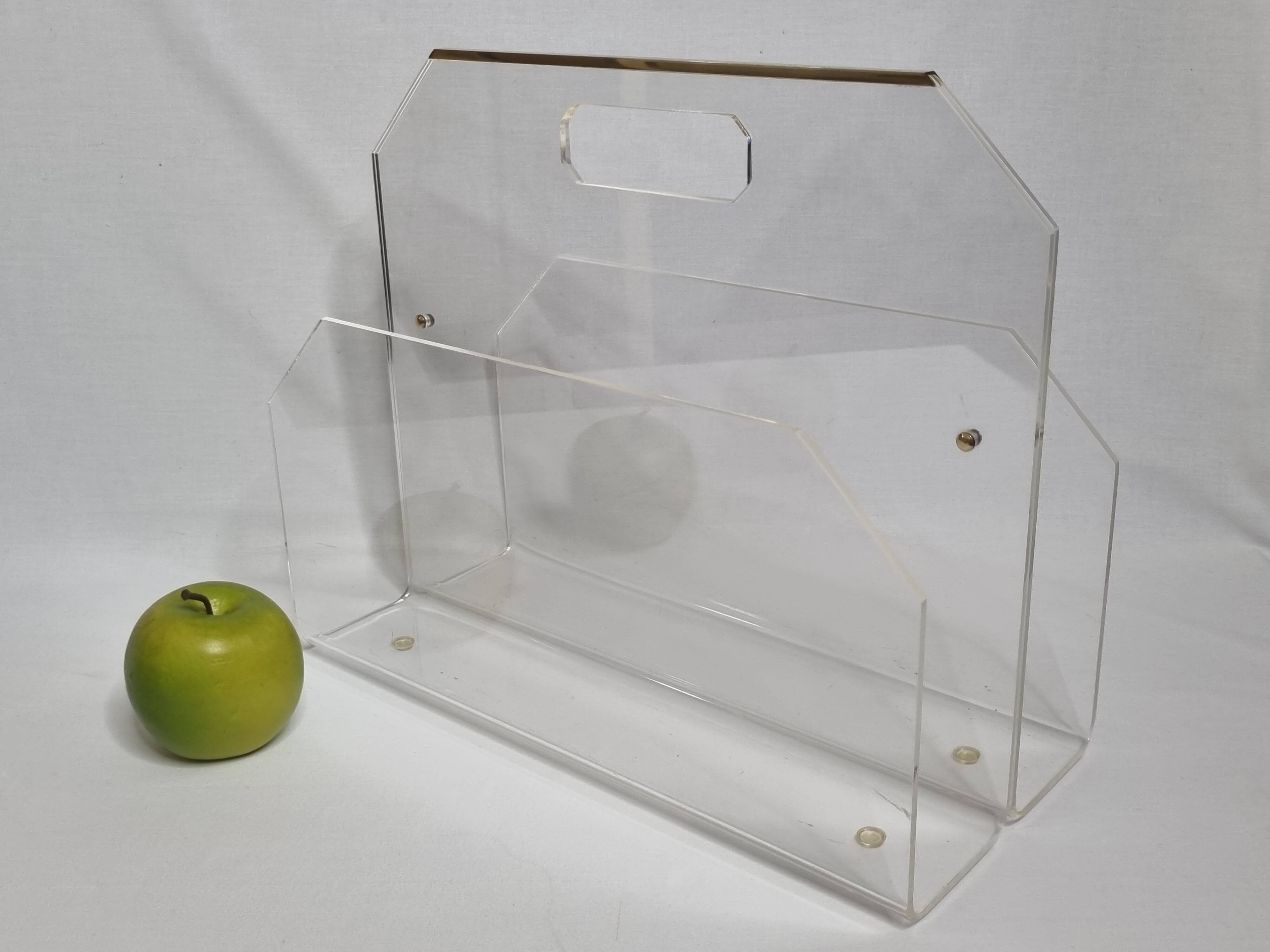 Vintage transparent plexiglass magazine rack, 1970s, Hollywood Regency.