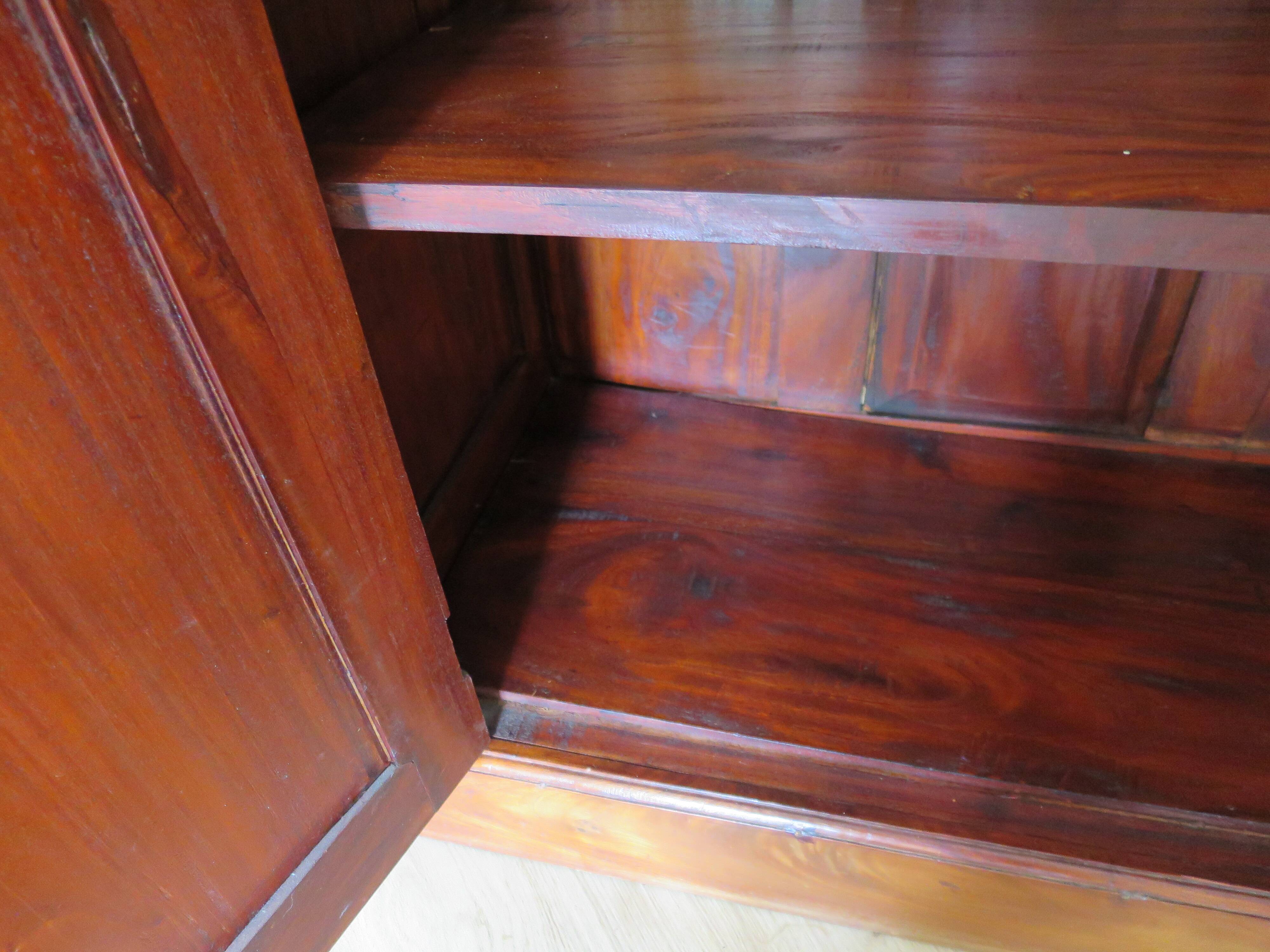 Rare mahogany buffet 2 doors-2 drawers - English style - Sideboard -Kareen Mausfield