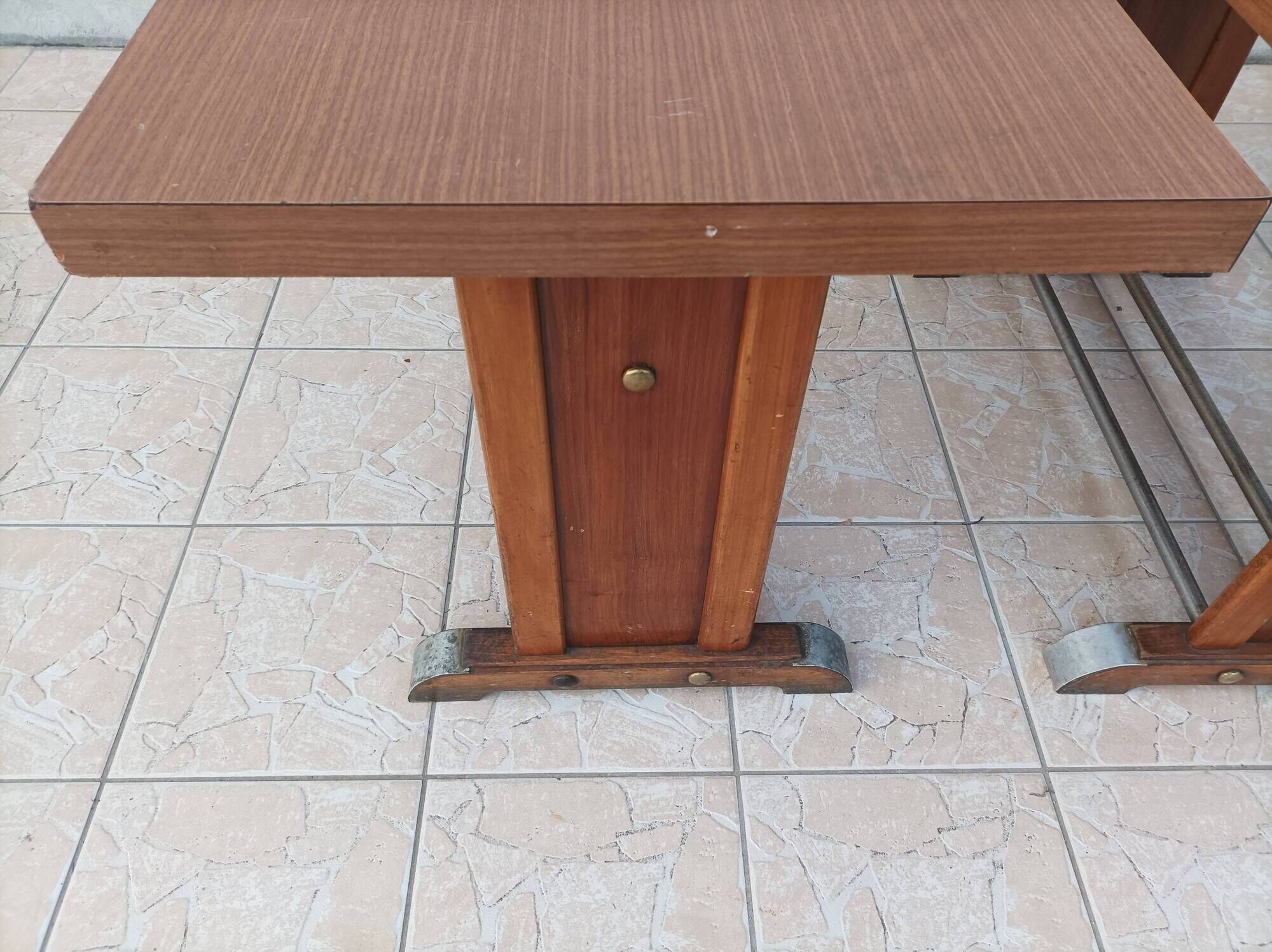 Paire de tables bistrot