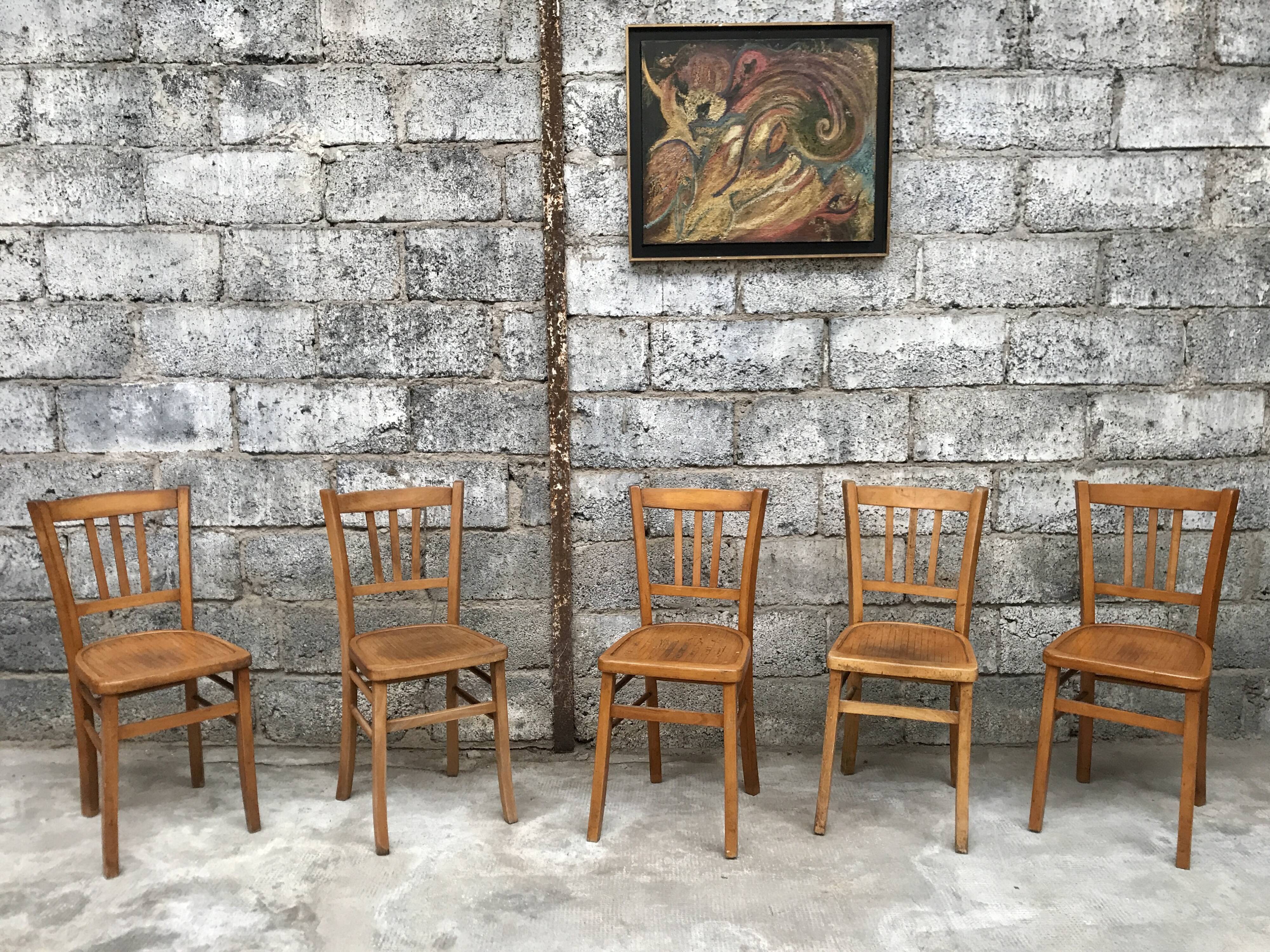 Série de 5 chaises en bois bistrot Luterma