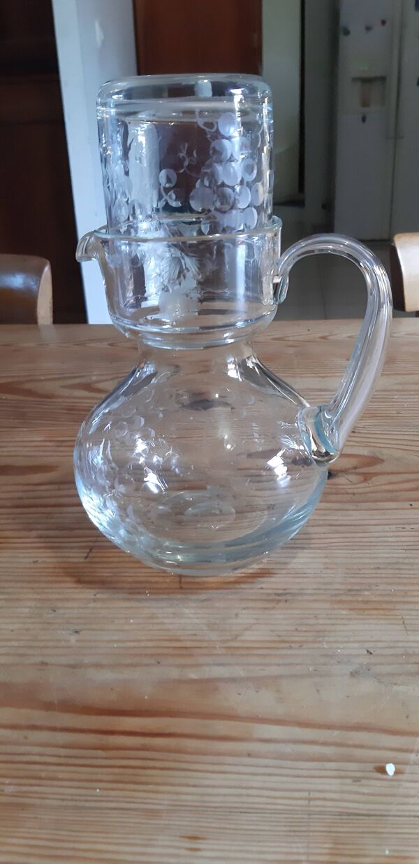 Carafe et verre de nuit en cristal