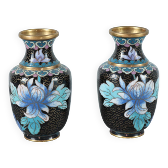 Paire de petits vases en émail cloisonnés Chinois vintage