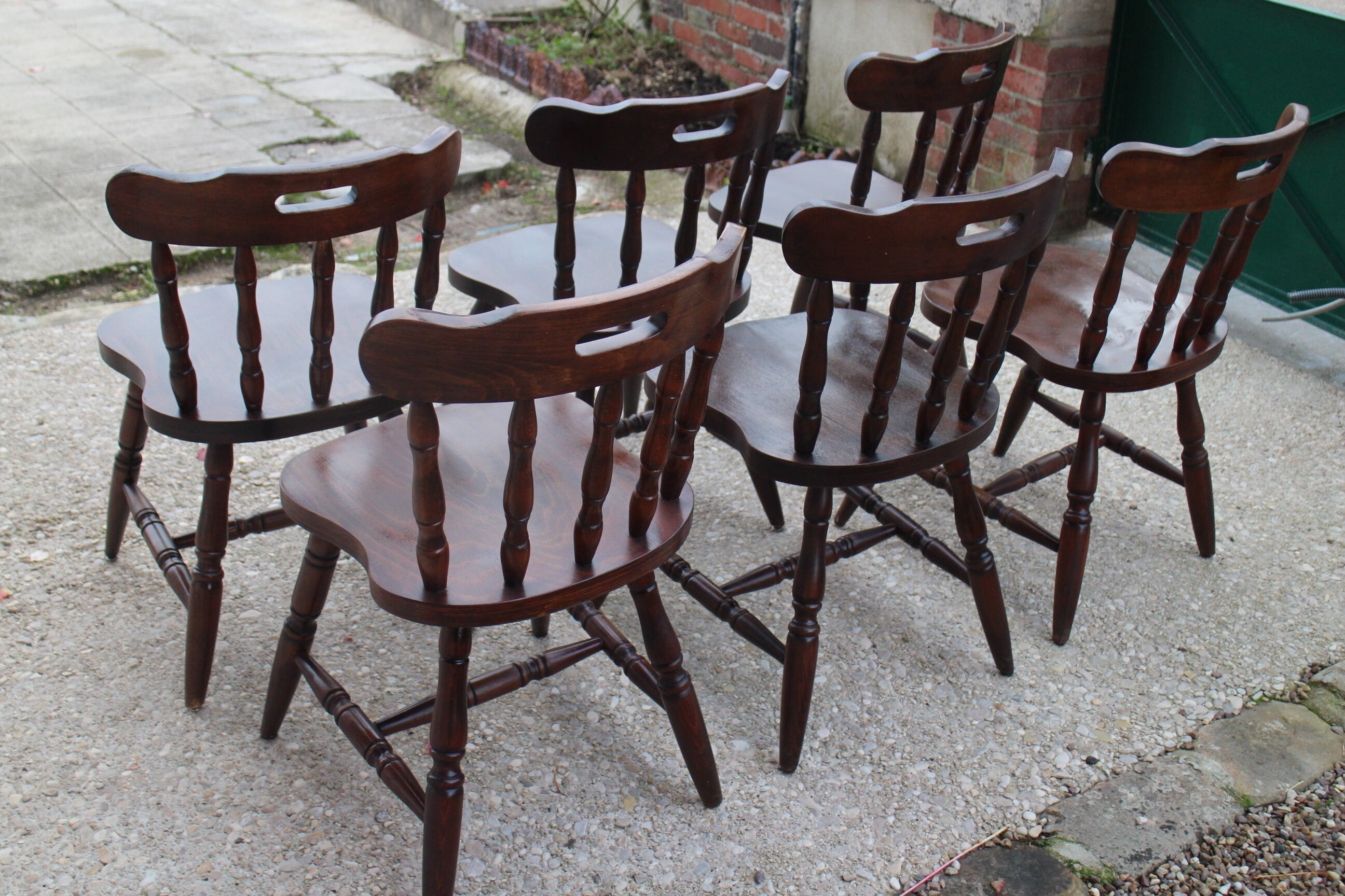 Series of 6 western chairs
