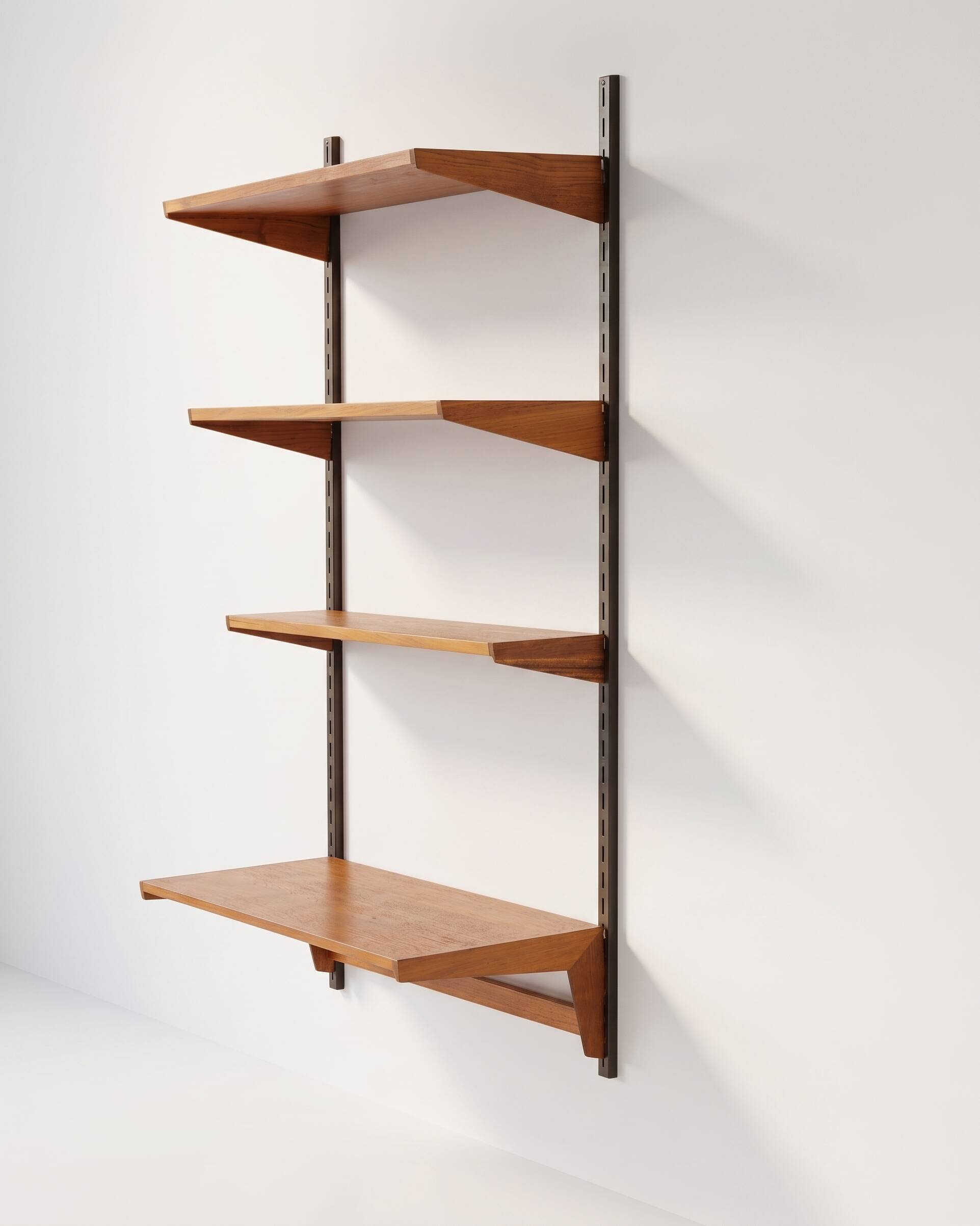 Modular wall system by kai kristiansen - fm møbler
