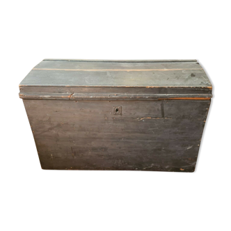 Wooden chest