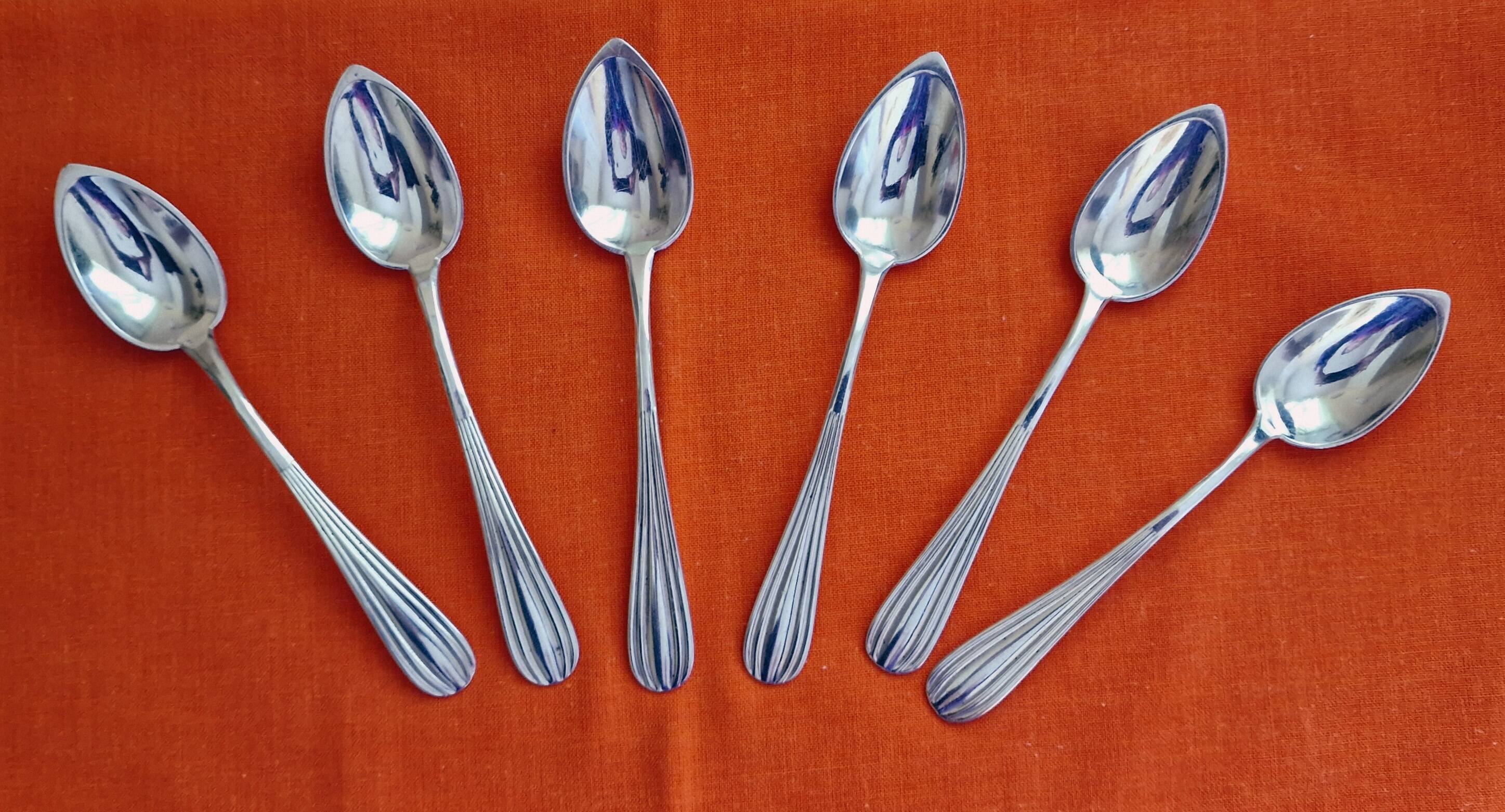 6 small silver-plated spoons