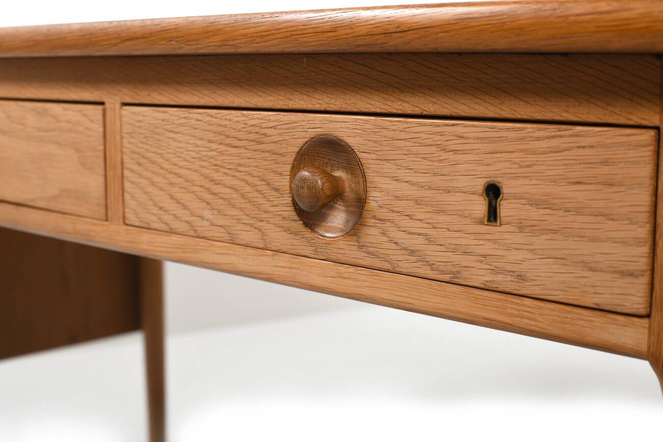 Fine Danish Hans J. Wegner Desk AT-305 Andreas Tuck 1950s.