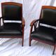 Paire de fauteuils style colonial bois et cuir de chèvre